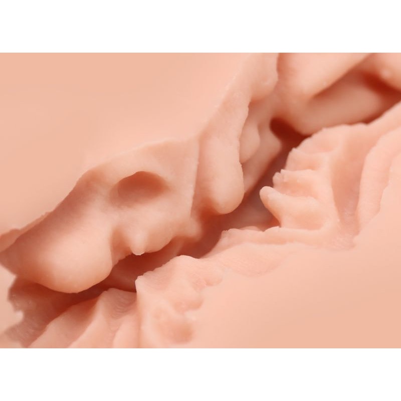 Charlotte Masturbator